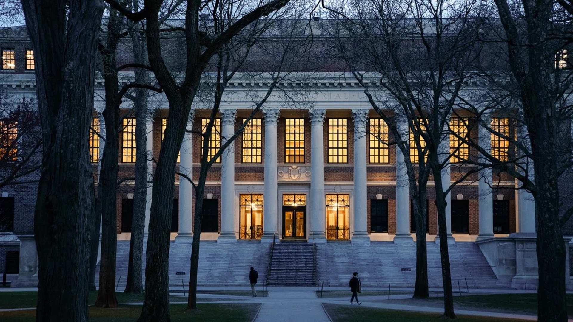 Harvard có thể phục hồi, nhưng niềm tin liệu có thể lấy lại? - 4 Harvard có thể phục hồi, nhưng niềm tin liệu có thể lấy lại? - 4