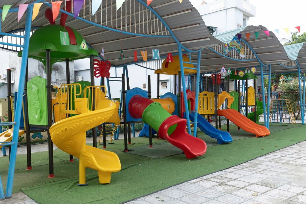 Fatzbaby xây dựng sân chơi tại các điểm trường cho trẻ em trên đảo Lý Sơn - 4 Fatzbaby xây dựng sân chơi tại các điểm trường cho trẻ em trên đảo Lý Sơn - 4